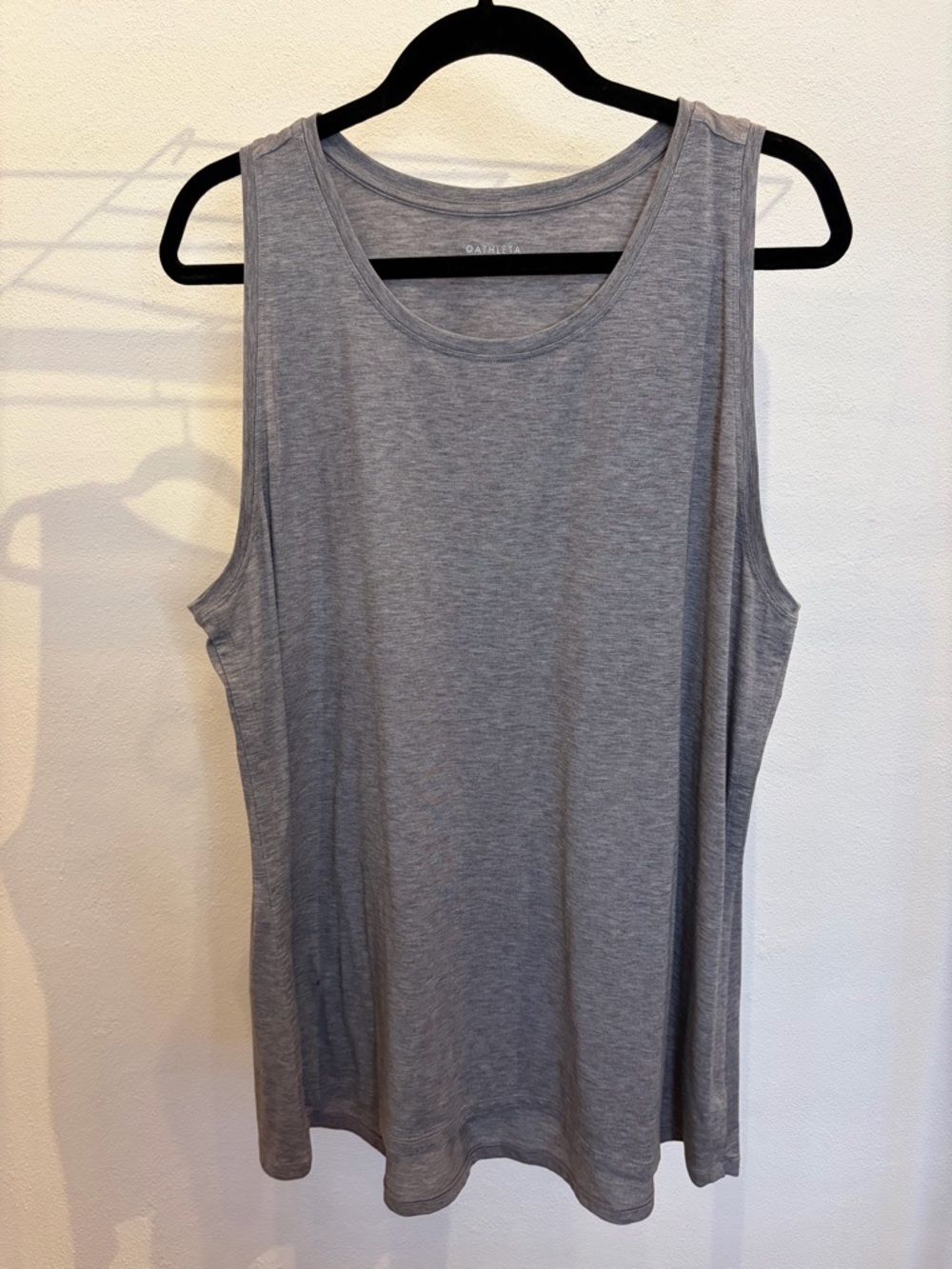 Athleta Light Gray Sleeveless Tank - Scoop Neck Women's Top